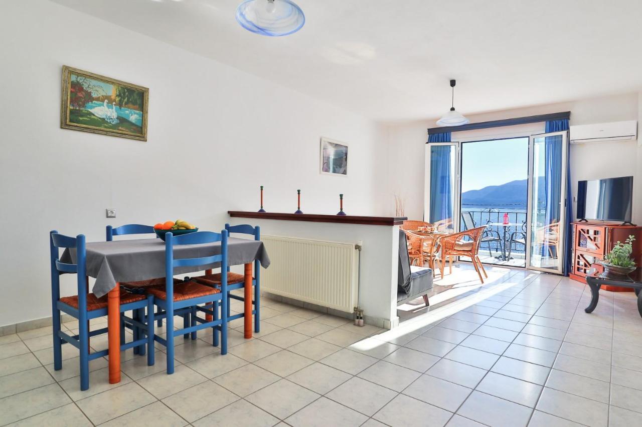 Myrto Apartments Agia Efimia Bagian luar foto