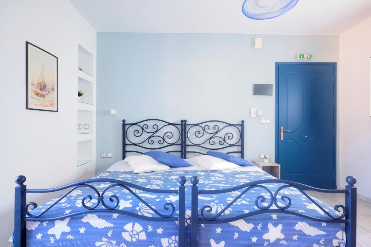Myrto Apartments Agia Efimia Bagian luar foto